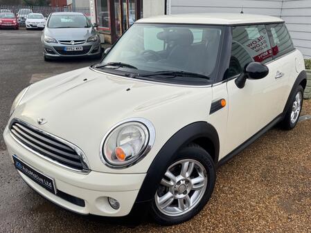 MINI HATCH 1.4 One Hatch
