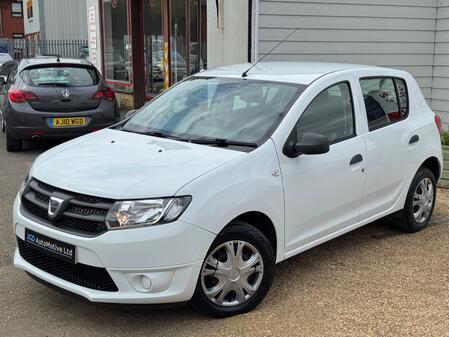 DACIA SANDERO 1.2 Ambiance 1.2 16V 75