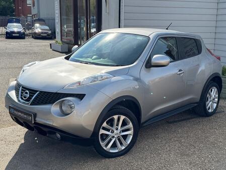 NISSAN JUKE 1.6 Acenta Premium