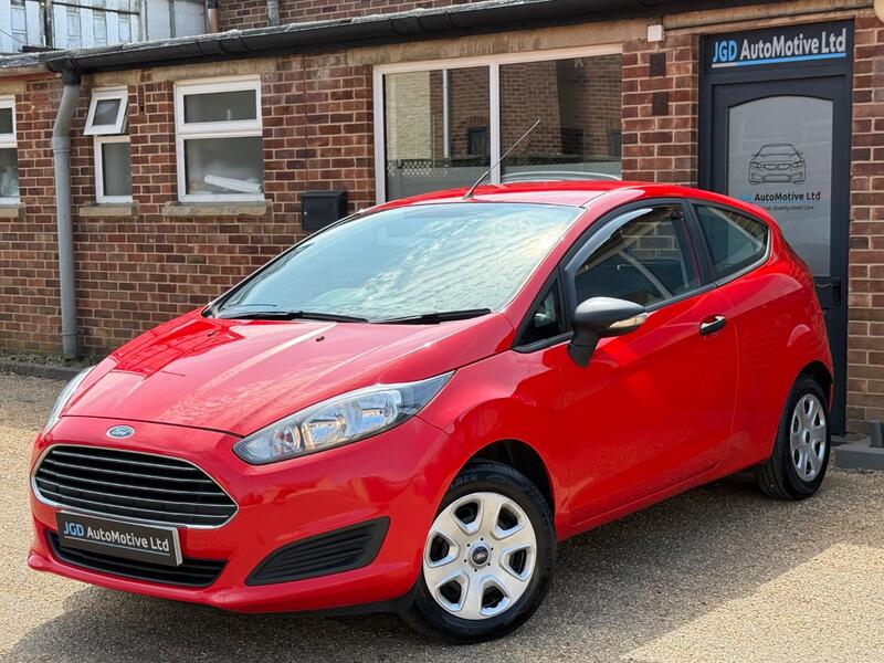 FORD FIESTA 1.3 Studio